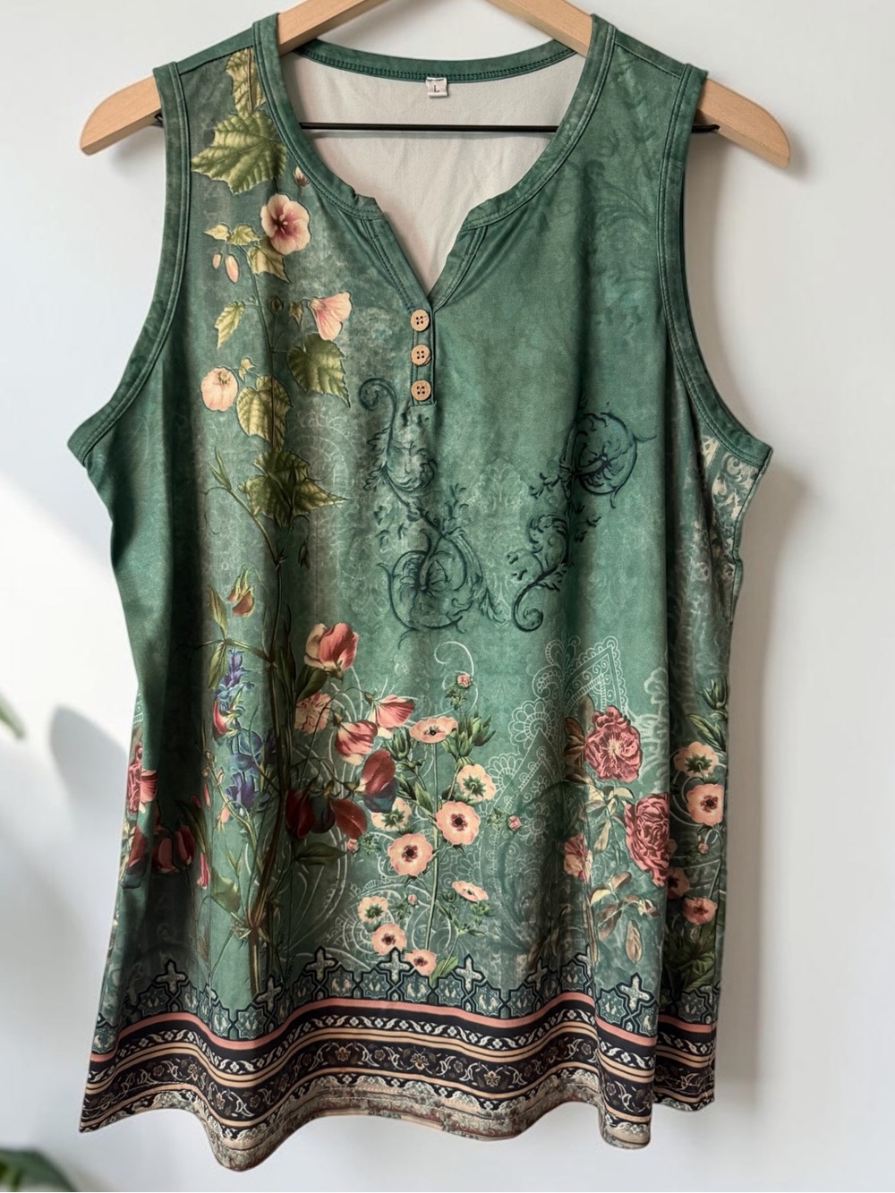 Sleeveless Floral  Tank Top - Green - Picture 2 of 7